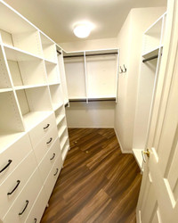 ⭐ Upgrade Your Living Space with Custom Closets! ⭐