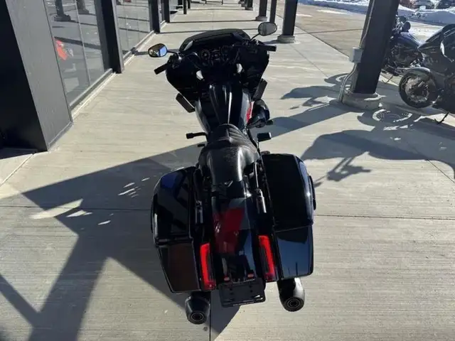 2025 Harley-Davidson FLTRXSTSE - CVO Road Glide ST in Sport Touring in Saskatoon - Image 8