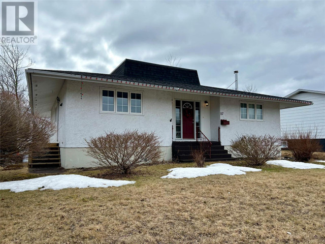 117 Goodyear Avenue Grand Falls-Windsor, Newfoundland & Labrador in Houses for Sale in Gander