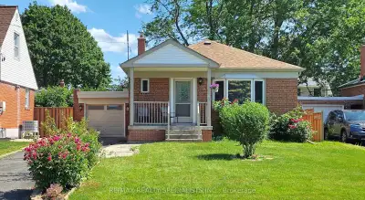 Price: $975,000 / $3,699/mo Charming Bungalow with Great Backyard in Prime Toronto Location Welcome...