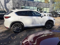 Our 2019 Mazda CX-5 Signature in Snowflake White Pearl Mica is an incoming vehicle! Call to find out... (image 4)