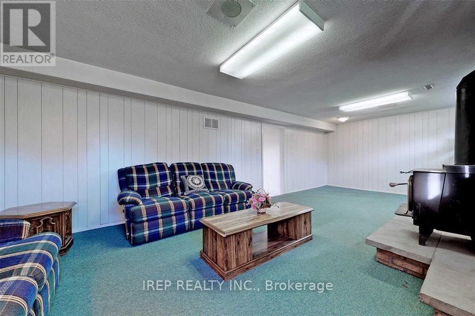BASEMENT - 94 IANGROVE TERRACE Toronto (L'Amoreaux), Ontario 4