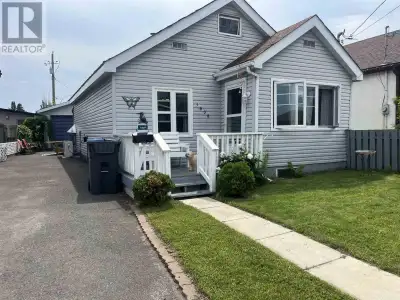 Edgewater Park! Tucked away in one of Thunder Bay's hidden gem areas sits this charming 2-bedroom ho...