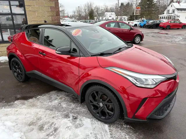 2021 Toyota C-HR XLE Premium Remote Starter! Backup Camera! H... in Cars & Trucks in Moncton - Image 9