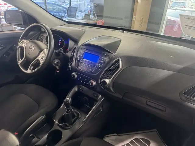 2015 Hyundai Tucson FWD 4dr Man GL in Cars & Trucks in Longueuil / South Shore - Image 11