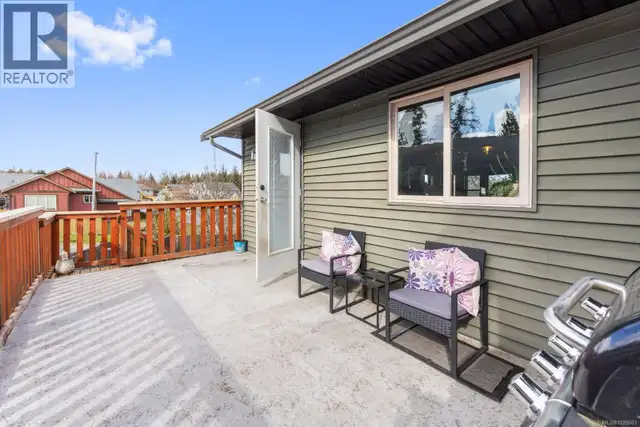 2735 Rydal Ave Cumberland, British Columbia in Houses for Sale in Comox / Courtenay / Cumberland - Image 40