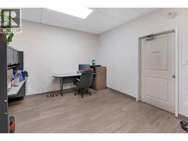 242 Haynes Street Penticton, British Columbia in Commercial & Office Space for Sale in Penticton - Image 11