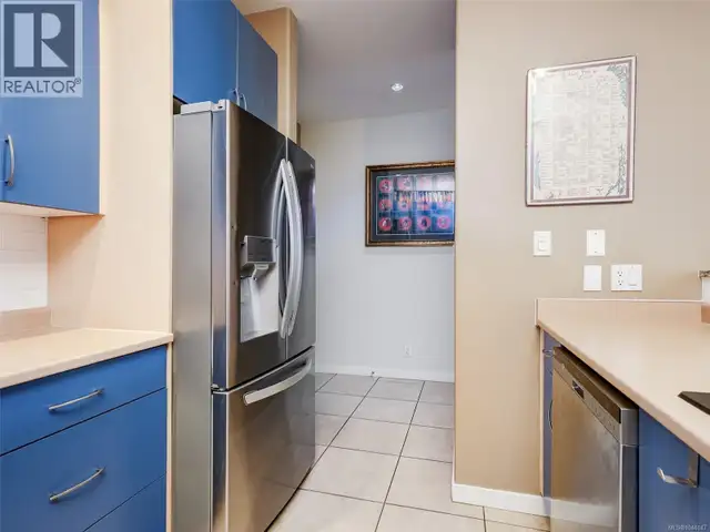206 330 Waterfront Cres Victoria, British Columbia in Condos for Sale in Victoria - Image 12