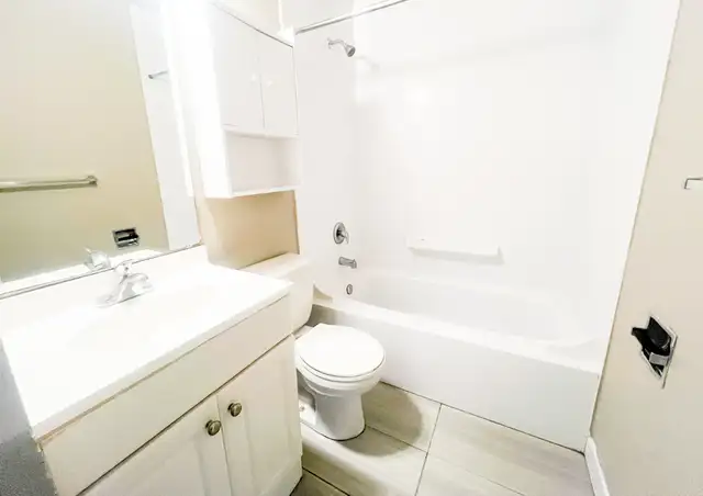 Albert Park Apartment For Rent | Rae 4122 Apartments in Long Term Rentals in Regina - Image 11