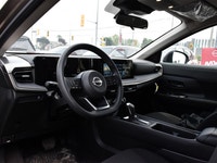 Heated Seats, Blind Spot Detection, Lane Departure Warning, Apple CarPlay, Android Auto! Make the mo... (image 8)