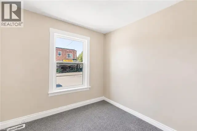 93 LANCASTER Street W Kitchener, Ontario in Houses for Sale in Kitchener / Waterloo - Image 12