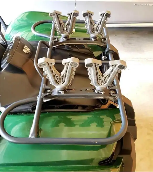 2007 YAMAHA GRIZZLY 700 FI AUTO 4X4 686CC-BLACK & GREEN in ATVs in Edmonton - Image 3