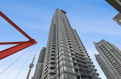 MONTAGE CONDOS: 1 Bedroom+Study Condo For Rent Toronto w/PARKING