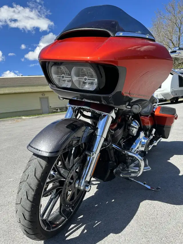 2018 Harley-Davidson FLTRXSE Road Glide CVO / 117 Cubic in in Street, Cruisers & Choppers in Ottawa - Image 7