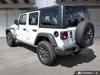 This Jeep Wrangler delivers a Regular Unleaded V-6 3.6 L/220 engine powering this Automatic transmis... (image 4)