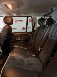 This 2006 Land Rover Range Rover Supercharged gives you that powerful, high-end feeling the second y... (image 7)