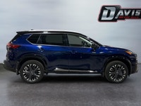 The 2024 Nissan Rogue Platinum AWD blends upscale design, modern technology, and intelligent all-whe... (image 5)