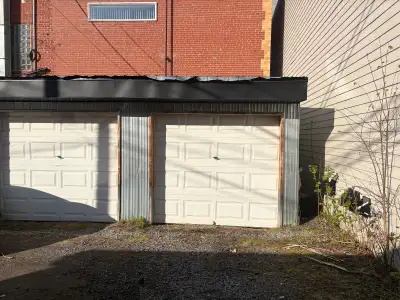 418-655-8281 À voir au 1409 Chemin Sainte-Foy, garage à louer. Accès par la rue Marguerite-Bourgeois...