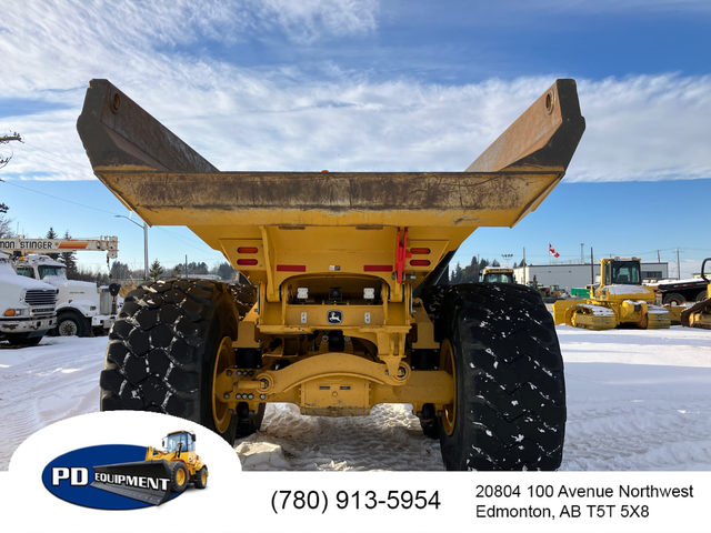2019 John Deere 410E Articulated Dump Truck in Heavy Trucks in St. Albert - Image 10