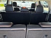 One Owner, Awd, Peak Edition, Serviced Regularly, Leather Heated & Cooled Seats, 3rd Row Seating, Co... (image 9)