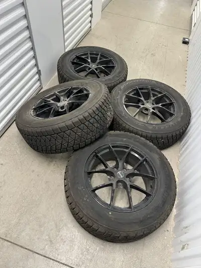 255/50/18 255/50/20 235/65/18 235/60/19 235/50/21 255/55/19 5x114.3 Lexus rx350 rx450 rx500 F sport...