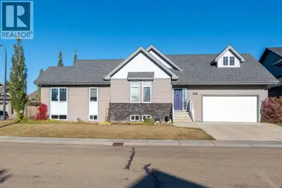 Picture Perfect Alberta Bungalow! This home has so much going for it! Start with the location, its o...