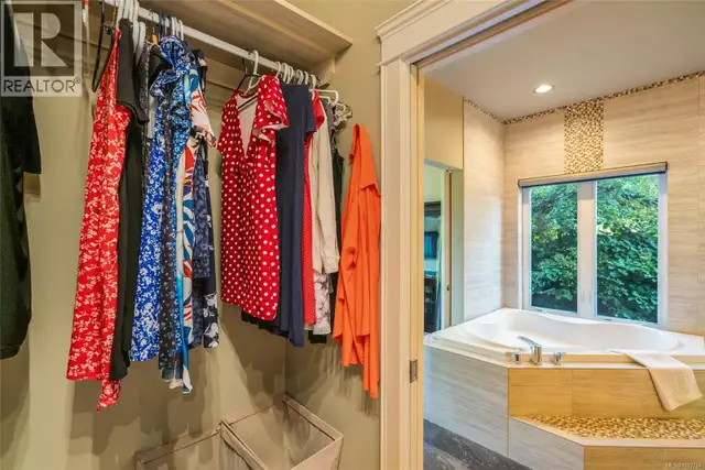 3172 Royal Vista Way Courtenay, British Columbia in Houses for Sale in Comox / Courtenay / Cumberland - Image 41