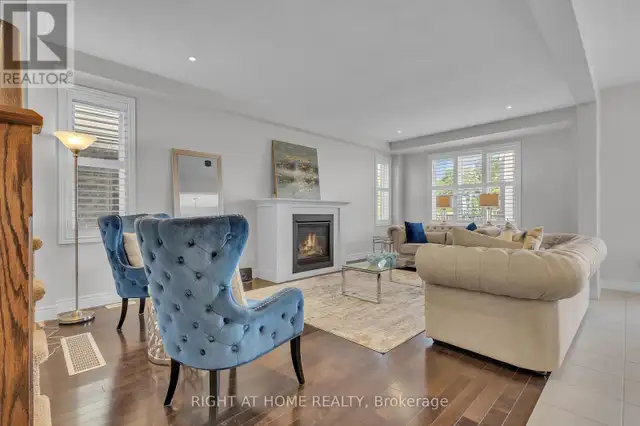 321 CARRIAGE WAY Waterloo, Ontario in Houses for Sale in Kitchener / Waterloo - Image 13