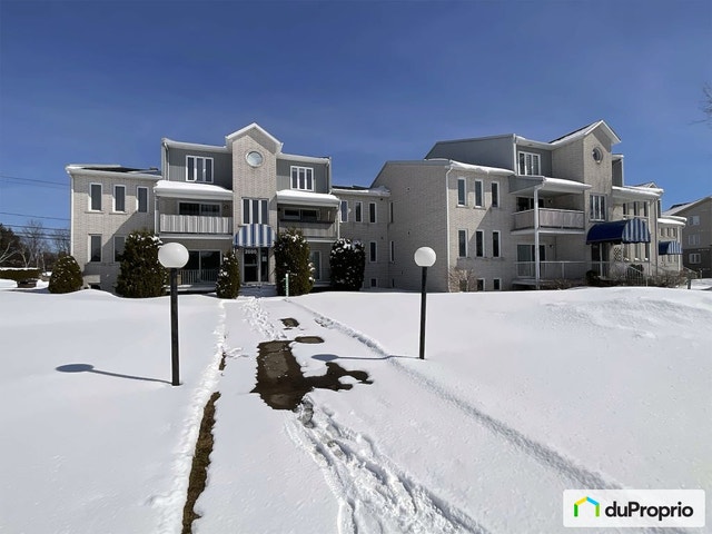 $280,000 - Condominium in Trois-Rivières (Trois-Rivières-Ouest) — photo 2