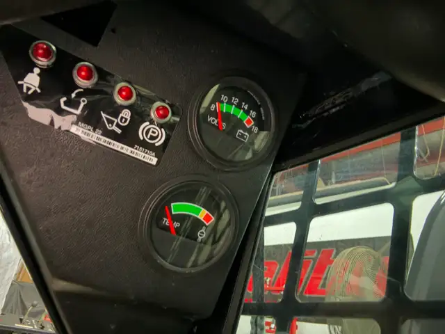 BOBCAT S70/463 CAB ASSEMBLY-BRAND NEW TAKE OFF in Other in Regina - Image 7