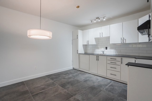 Promo,4 1/2 à louer,renové, mont st-hilaire,logement, dans Locations longue durée  à Longueuil/Rive Sud - Image 2