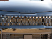 See Dealer Website for Details. Engine: 4 Cylinder Engine (image 5)