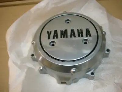 NOS Right side generator cover part # 4R2-15415-00 for 1981 XS 850