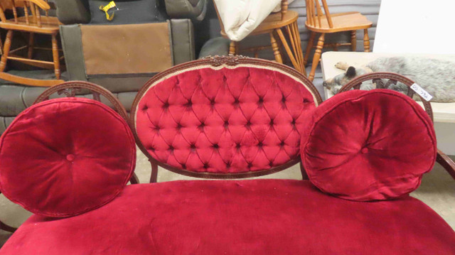 4 pc Vintage Settee + 3 Side Chairs - Good Condition in Rich Red in Chairs & Recliners in Regina - Image 3