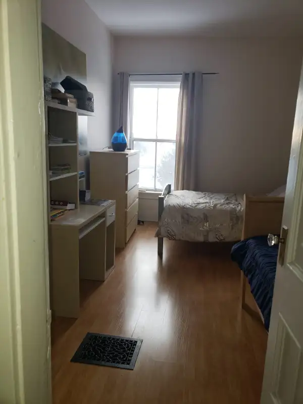 Large 3 Bedroom Apartment 2 storey in Long Term Rentals in Truro - Image 8