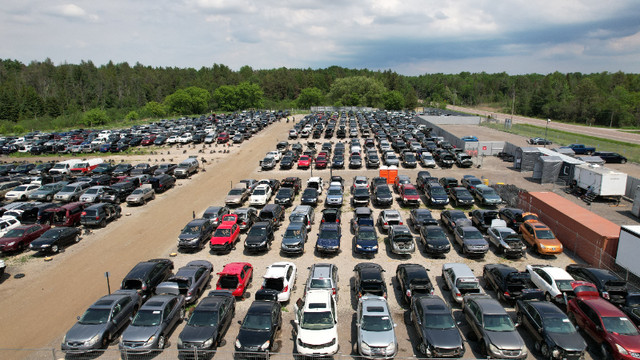 Nous achetons toutes les véhicules scrap 833-300-9097 Saguenay dans Collecte de rebuts  à Saguenay - Image 3