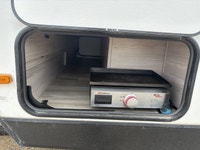 The perfect family trailer is here! Enjoy the many luxuries of this Coachmen model that provide not... (image 2)