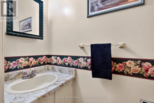 6198 VOYAGEUR DRIVE Ottawa, Ontario in Houses for Sale in Ottawa - Image 21
