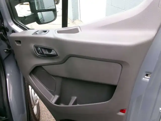 2025 Ford Transit Passenger Wagon 15 Passenger, Mid Roof, AWD, L in Cars & Trucks in Swift Current - Image 45