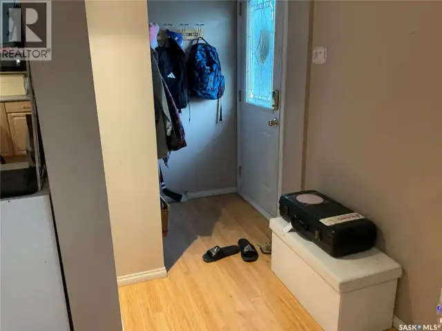 302 Dunlop STREET Saskatoon, Saskatchewan in Houses for Sale in Saskatoon - Image 6