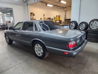 ***Fully inspected and Carfax verified- No Accident, normal wear and tear through out interior and e... (image 2)