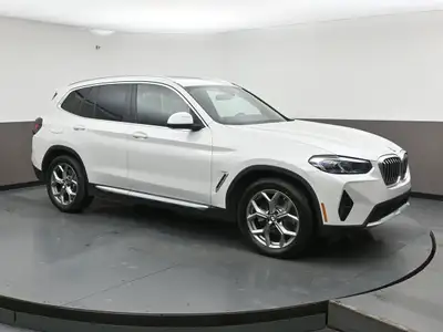 ONLY 58,000 KMS! 1 OWNER LOCAL TRADE, BMW CERTIFIED, WELL OPTIONS WITH PREMIUM ESSENTIAL PACKAGE, MI...