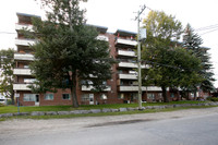 Promotions: All inclusive with a great mountain view. Call today: (705) 888-0878 Welcome to 120 Elm... (image 7)