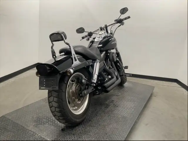 2011 Harley-Davidson FXDF Dyna Fat Bob in Street, Cruisers & Choppers in City of Toronto - Image 4