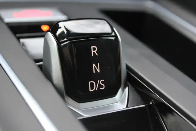 2022 Volkswagen Golf GTI Autobahn Auto for sale in Cars & Trucks in Comox / Courtenay / Cumberland - Image 26