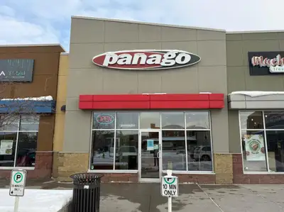 This well-established pizza restaurant franchise in northern Calgary presents an exceptional opportu...