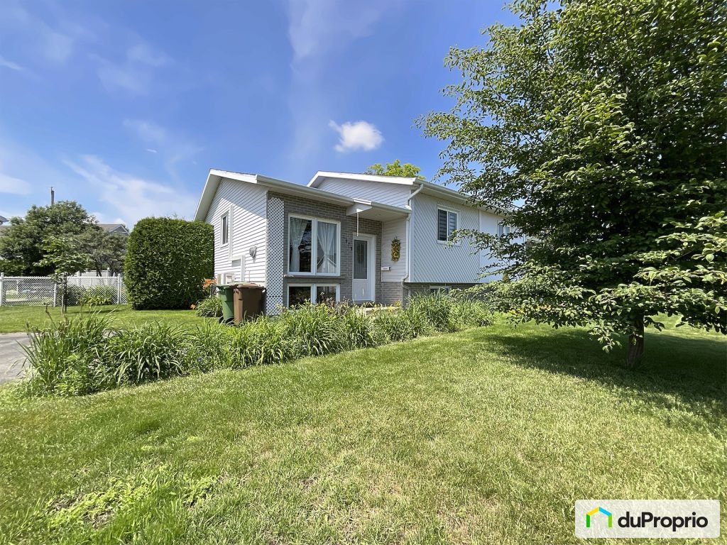 $420,000 - Semi-detached for sale in St-Hyacinthe — photo 2