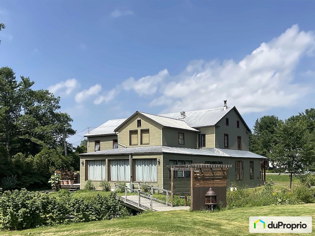 $680,000 - Intergenerational for sale — photo 1