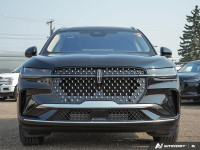 Cooled Seats, Leather Seats! This 2025 Lincoln Nautilus blends an elegant exterior with astounding d... (image 5)