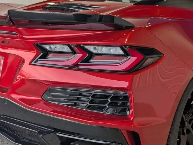 2025 Chevrolet Corvette E-Ray 3LZ- 6.2L V8 - 2.5 Sec 0-60 in Cars & Trucks in Barrie - Image 15